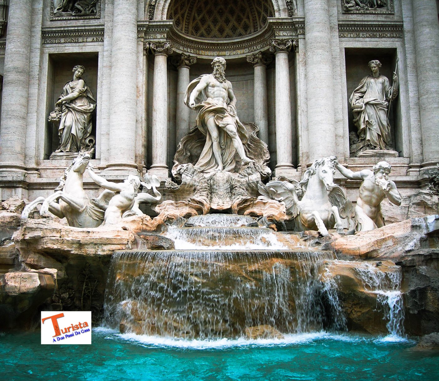 Roma, Fontana di Trevi, particolare - Turista A Due Passi Da Casa