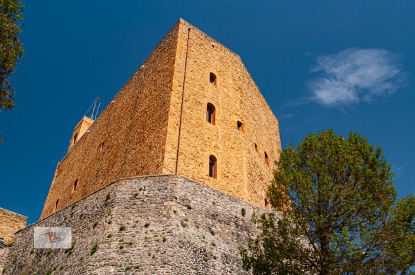 Montefiore Conca, castello- Turista a due passi da casa
