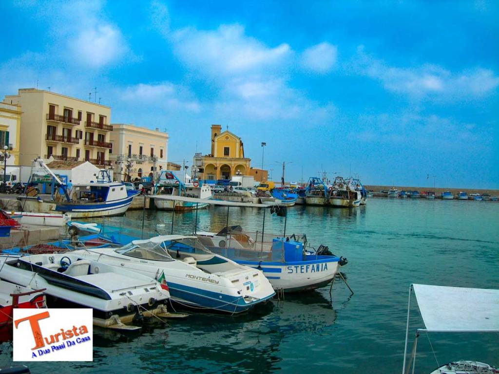 Gallipoli, il porto - Turista A Due Passi Da Casa