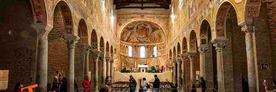 Codigoro, Abbazia di Pomposa, chiesa Santa Maria, interno- Turista A Due Passi Da Casa