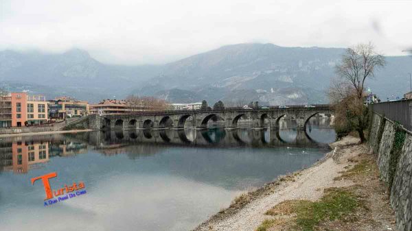 Lecco, percorso manzoniano, Ponte Azzone- Turista A Due Passi Da Casa